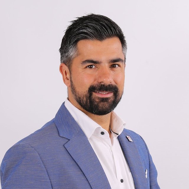 Romain Dupont, directeur de l'agence ERA Dupont Romain Immobilier à Perpignan